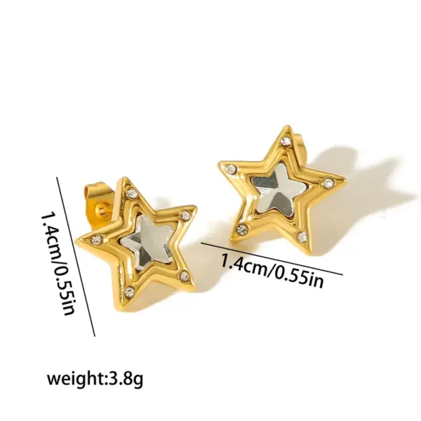 Wholesale PVD Coated Real Gold Plated Star Heart Shape 304 Stainless Steel Simple Style Commute Waterproof Non Tarnish Ear Studs
