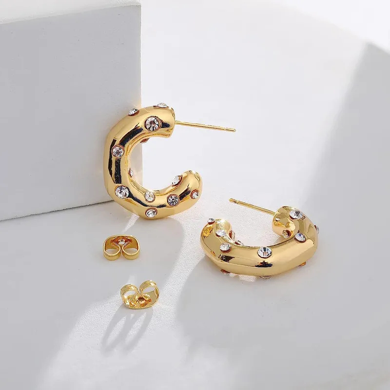 Wholesale 1 Pair Simple Style Classic Style U Shape Inlay Titanium Steel Zircon Earrings