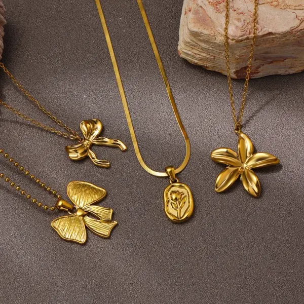 Wholesale Jewelry Luxurious Queen Classic Style Flower Bow Knot 304 Stainless Steel Ball Chain Cable Chain Snake Chain Pendant Necklace