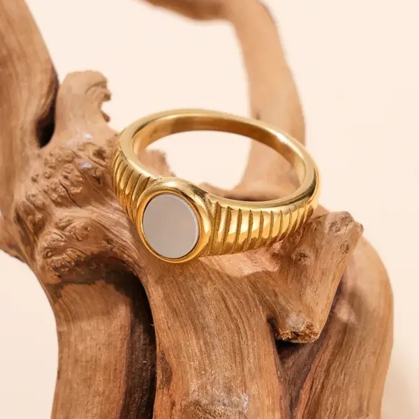 Wholesale PVD Coated 14K Gold Real Gold Plated Round Moon Butterfly 304 Stainless Steel Modern Style Waterproof Non Tarnish Rings