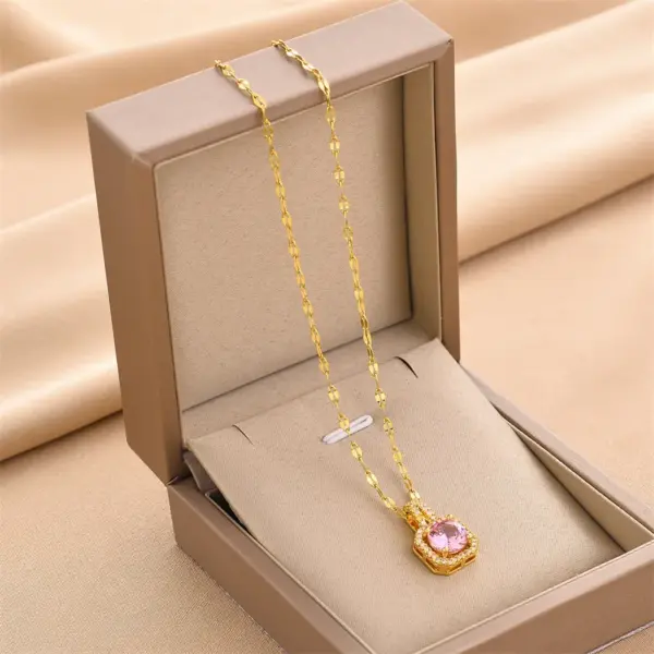 Real Gold Plated Square 304 Stainless Steel Fashion Waterproof Non Tarnish Pendant Necklace