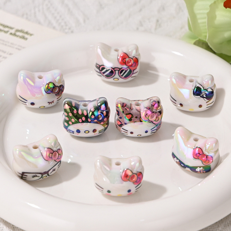 Wholesale Color-plated cute 3D cat head straight hole beads