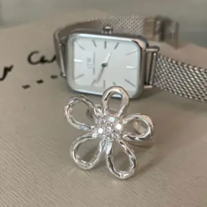 JZ0961 / Adjustable Opening