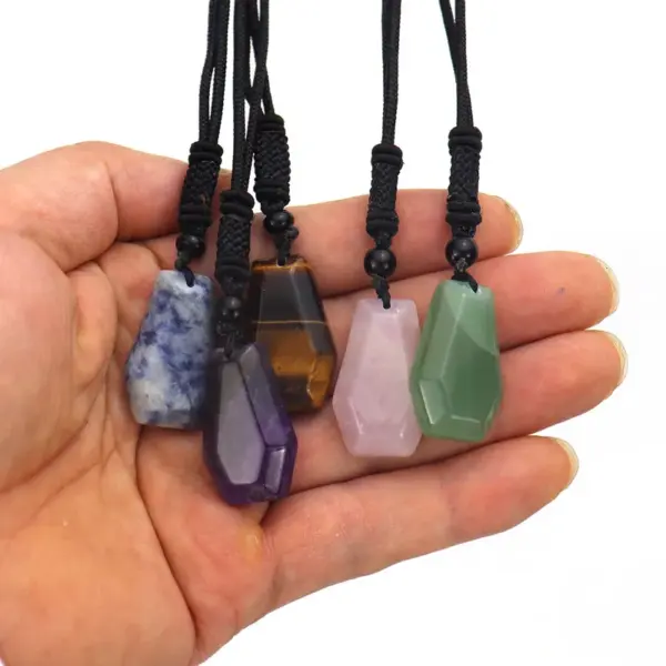 Wholesale Ethnic Style Water Droplets Natural Stone Crystal Agate Pendant Necklace 1 Piece