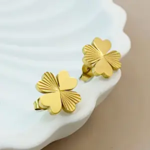 Gold / Average Size / Style 20