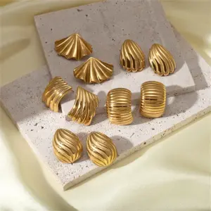 Ion Plating (IP) 18K Gold Plated Rhombus 304 Stainless Steel Beach Simple Style Waterproof Non Tarnish Ear Studs