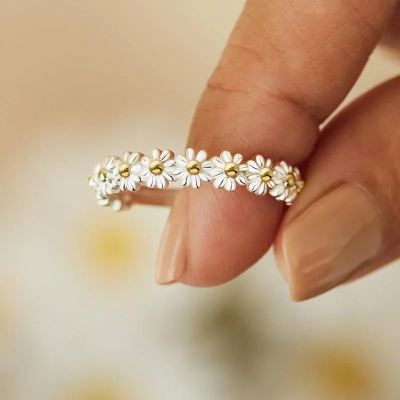 Wholesale Korean Style Jewelry Sweet Daisy Flower Two-color Copper Ring Wholesale
