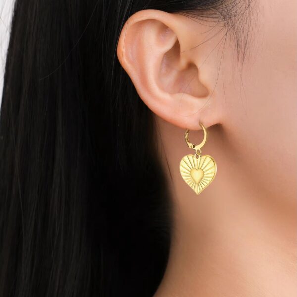 Wholesale wind suower creative personality ear buckle fashion earrings 304 stainless steel