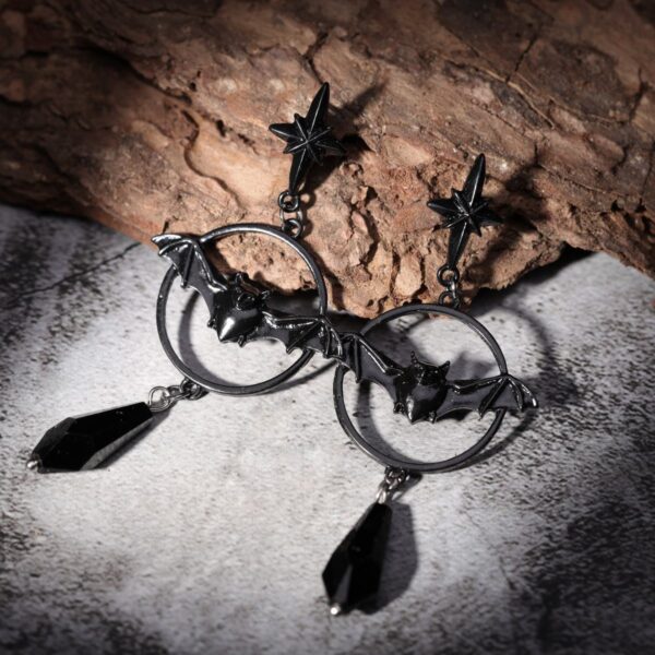 Wholesale Halloween dark punk gothic style exaggerated red teardrop bat earrings