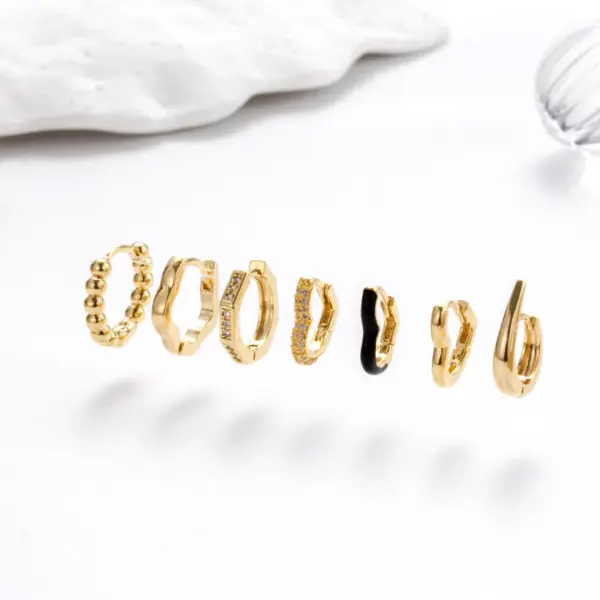 1 Piece Ear Cartilage Rings & Studs Korean Style Round Heart Shape Copper Inlay Zircon