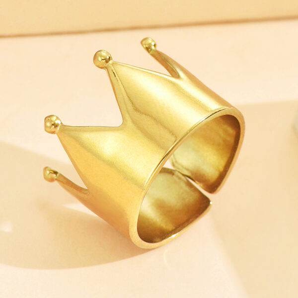 Wholesale retro crown ring metal smooth opening stainless steel ring