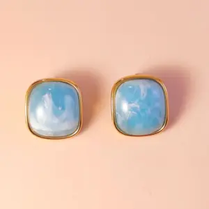 Sky Blue / One Size / Ear Studs
