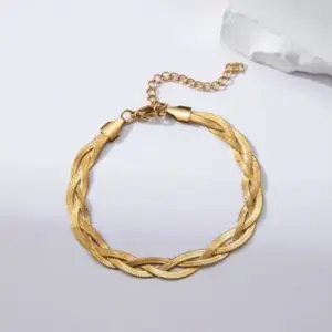 [7] Golden Three-Layer Blade Chain