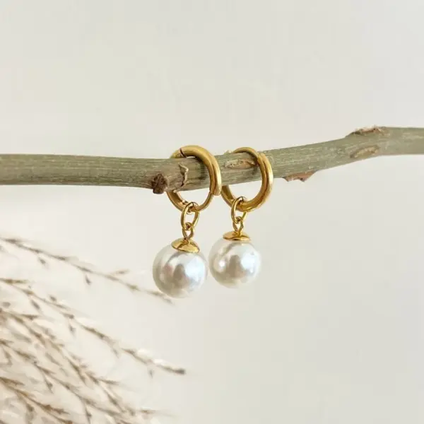 Wholesale PVD Coated Real Gold Plated 18K Gold Pearl 304 Stainless Steel Plastic Waterproof Non Tarnish Drop Earrings