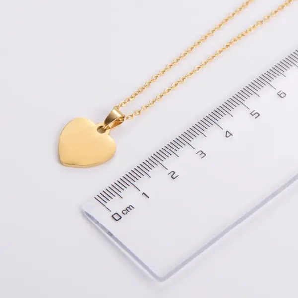 Wholesale Ion Plating (IP) 18K Gold Plated Heart Shape 304 Stainless Steel Sweet Simple Style Waterproof Non Tarnish 304 Stainless Steel Pendant Necklace