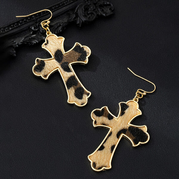 Wholesale European and American Cross-border Leopard Cross Earrings Fashion All-match Elegant Elegant Niche Spice Girls Cold Style Earrings 4372