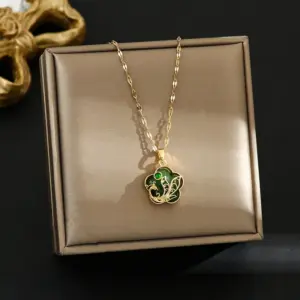 8316-Green Phoenix