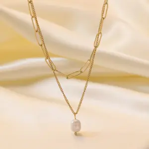 Wholesale 304 Stainless Steel Geometric Solid Color PVD Coated 18K Gold Plated Real Gold Plated Vintage Style British Style Waterproof Non Tarnish Layered Plating Gold Pendant Necklace