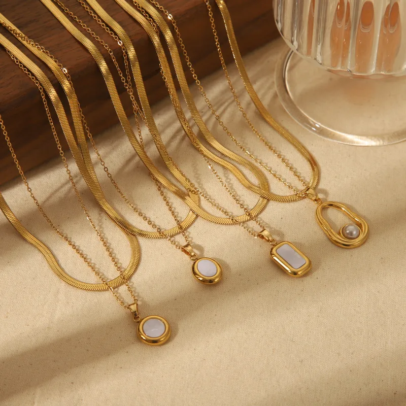 Wholesale Ion Plating (IP) 18K Gold Plated Irregular Round Solid Color 304 Stainless Steel Simple Style Commute IG Pendant Necklace