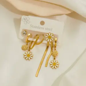 Little Daisy Suit (High Quality Titanium Steel Gold Plated)