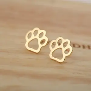 Wholesale PVD Coated 18K Gold Real Gold Plated Paw Print 304 Stainless Steel Simple Style Waterproof Non Tarnish Ear Studs
