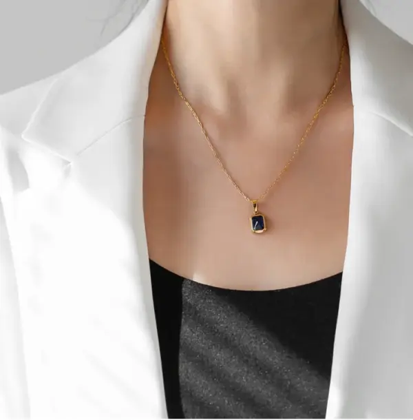oly-bf40e89b7b1b84f91ed62dd157260f2a Wholesale PVD Coated Real Gold Plated 18K Gold Heart 304 Stainless Steel Titanium Steel Waterproof Non Tarnish 304 Stainless Steel Titanium Steel Necklace
