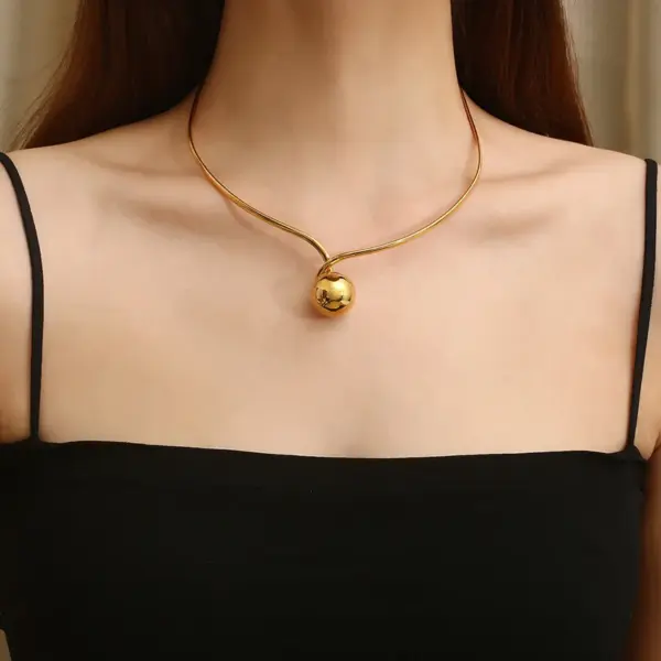 Wholesale 304 Stainless Steel Solid Color PVD Coated 18K Real Gold Plated Commute Waterproof Non Tarnish Plating Choker