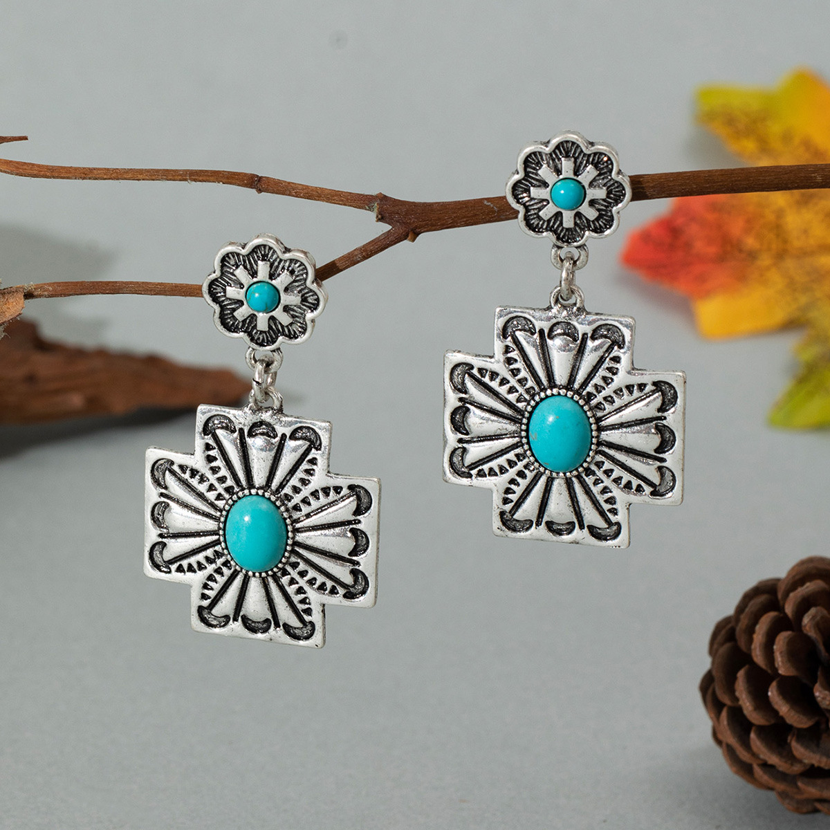 Wholesale Cross-border European and American AliExpress new retro western wind turquoise oval earrings personality exaerated earrings