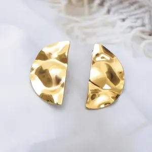Semicircle Stud Earrings / Cash commodity and quick delivery