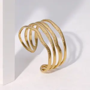 Sz109-Gold