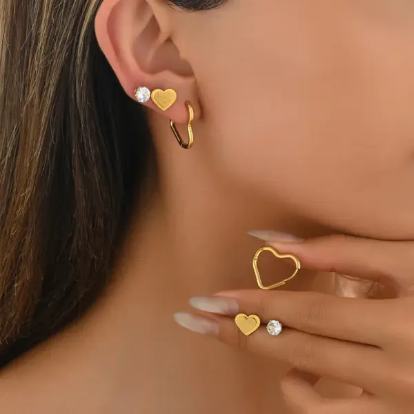 304 Stainless Steel Pentagram Heart Shape PVD Coated Artificial Crystal Real Gold Plated Gold Plated Casual Simple Style Commute Waterproof Non Tarnish Earrings