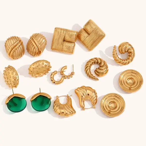 Wholesale 1 Pair Simple Style Commute Butterfly Inlay Stainless Steel Zircon 18K Gold Plated PVD Coated Ear Studs