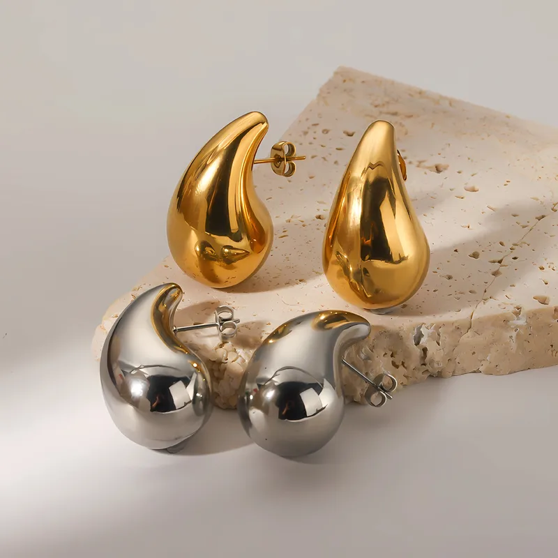 Wholesale 18K Gold Plated 316L Stainless Steel Ion Plating (IP) Water oplets Waterproof Non Tarnish Surgical Steel Simple Style Classic Style Ear Stud