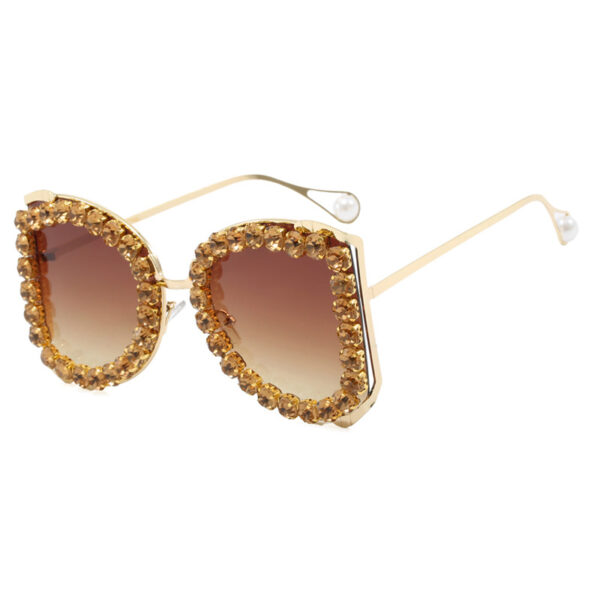 Wholesale Diamond-encrusted large-frame sunglasses 2024 new sunglasses ladies exaggerated large-frame sunglasses metal personality high-level sense