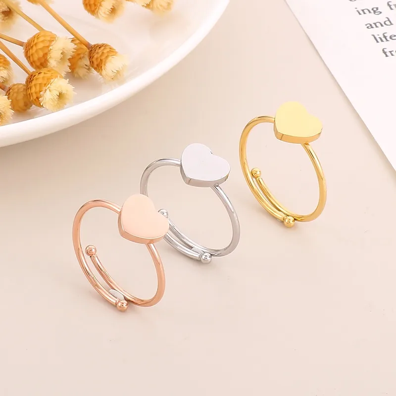 Wholesale PVD Coated 18K Gold Plated Rose Gold Plated Heart Shape Titanium Steel Simple Style Waterproof Non Tarnish Rings