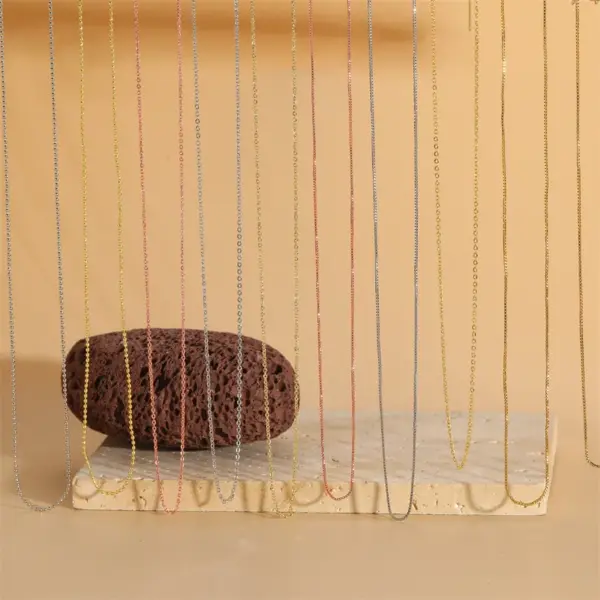 Wholesale Simple Style Classic Style Solid Color Copper 18k Gold Plated 24k Gold Plated White Gold Plated Necklace In Bulk