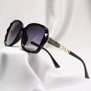 Wholesale 2025 New larized Diamond Sunglasses Women's Anti-Uv Korean Style High-Quality Trendy Star Sunglasses iving Glasses