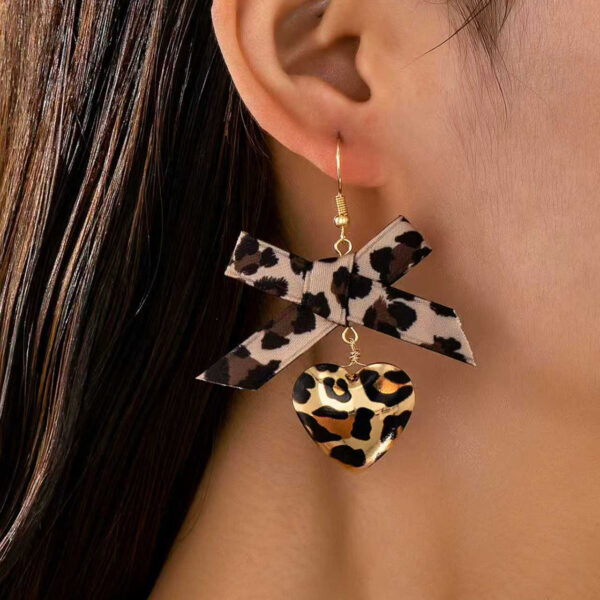 Wholesale Leopard print ribbon bow heart-shaped pendant earrings