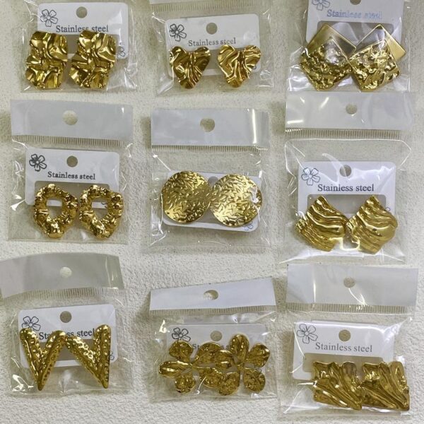 Wholesale Fashionable Stainless Steel Tassel Earrings Women's Light Luxury Oil Press Earring Stylish Geometric Pattern Hoop Earrings