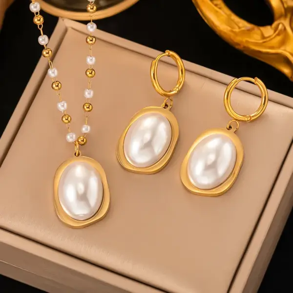 Wholesale PVD Coated Real Gold Plated 18K Gold Oval 304 Stainless Steel Baroque Style Waterproof Non Tarnish Earrings Necklace
