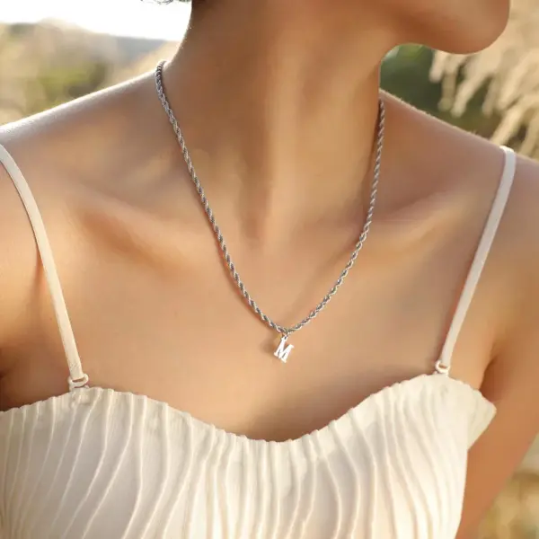 PVD Coated Gold Plated Letter Stainless Steel Simple Style Waterproof Non Tarnish 201 Stainless Steel Pendant Necklace