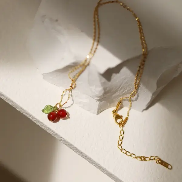 PVD Coated Real Gold Plated 18K Gold Cherry 304 Stainless Steel IG Style Sweet Waterproof Non Tarnish 304 Stainless Steel Lobster Trigger Clasp Closure Pendant Necklace