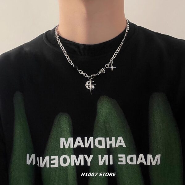 Wholesale Black Gem Mang Star European and American Hip Hop Street Necklace Boys Niche Design High-grade Girls Clavicle Chain Wool Chain