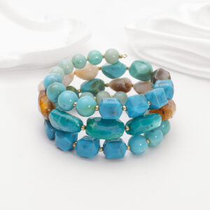 Blue irregular beaded bracelet