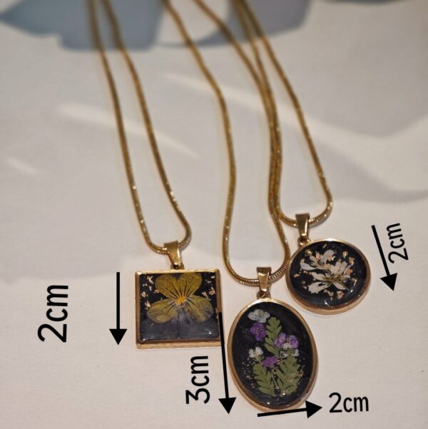Wholesale Mysterious Black Gold Foil Dried Flower Necklace