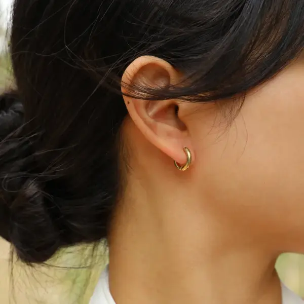 Wholesale PVD Coated Real Gold Plated Solid Color 304 Stainless Steel Simple Style Waterproof Non Tarnish Hoop Earrings