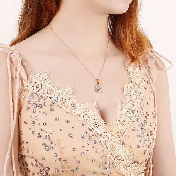 Wholesale PVD Coated 18K Gold Plated Letter Titanium Steel Fashion Waterproof Non Tarnish Titanium Steel Necklace