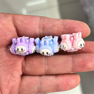 Randomly mixed styles 6# / 22mm/30pcs