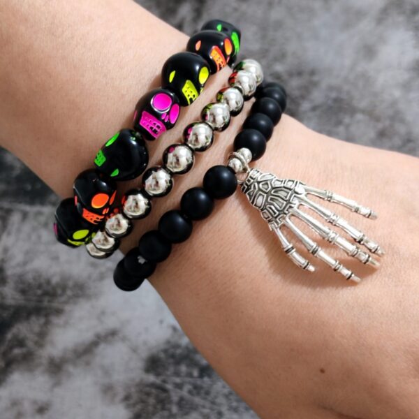 oly-c17c66b6541c5e58ac6b4a3d1bfb480c Wholesale Dark Style Hand Ornaments Personalized Skull Beaded Bracelets Skull Hand Web Bracelets Trendy