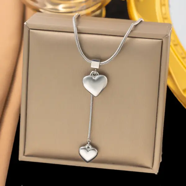 Wholesale PVD Coated Real Gold Plated Geometric Heart Shape Titanium Steel Sweet Waterproof Non Tarnish Titanium Steel Pendant Necklace